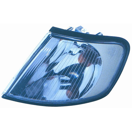 FANALE ANTERIORE DESTRO SENZA PORTALAMPADA BIANCO AUDI A3 0196  0103