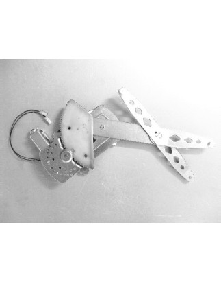 ALZACRISTALLI ELETTRICI ANTERIORE SINISTRO 5 PORTE FIAT SEDICI 0107, OPEL AGILA 0108  0114, SUZUKI SPLASH 0107  011  SUZUKI SPL