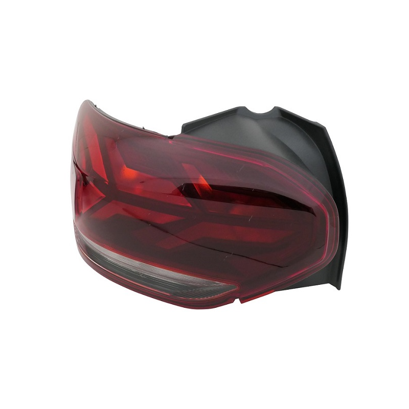 FANALE POSTERIORE DESTRO SENZA PORTALAMPADA PY21W P21W W5W DACIA SANDERO III 2020