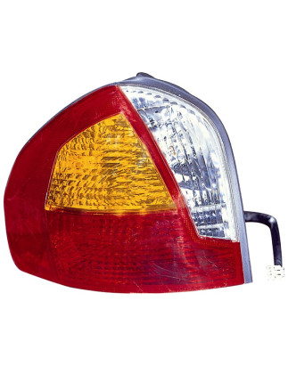 FANALE POSTERIORE DESTRO SENZA PORTALAMPADA HYUNDAI SANTA FE SM 20002005 VERS 2004