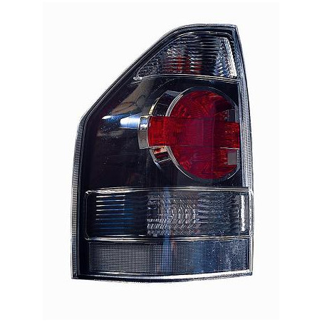 FANALE POSTERIORE SINISTRO CON PORTALAMPADA 3 PORTE CRYSTAL MITSUBISHI PAJERO V8WV9W 20072012