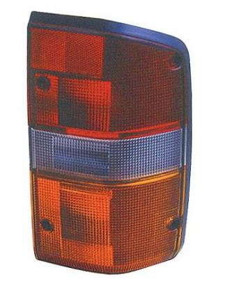 FANALE POSTERIORE SINISTRO CON PORTALAMPADA NISSAN PATROL GR Y60 19861998