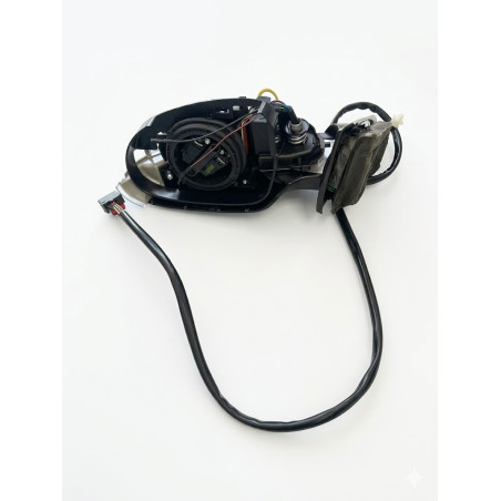 RETROVISORE ELETTRICO SINISTRO 9 PIN SOLO CORPO TERMICO RICHIUDIBILE ELETTRICAMENTE CON FANALINO INTEGRATO VOLKSWAGEN PASSAT 3C