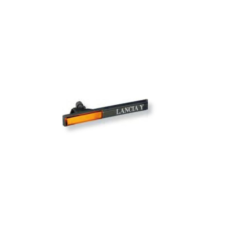 FANALE LATERALE SINISTRO GIALLO CON PORTALAMPADA LANCIA Y 840 19962003 VERS 2000