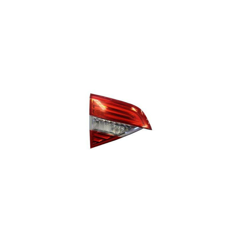FANALE POSTERIORE SINISTRO CON PORTALAMPADA INTERNO SKODA SUPERB 3T43T5 20132015