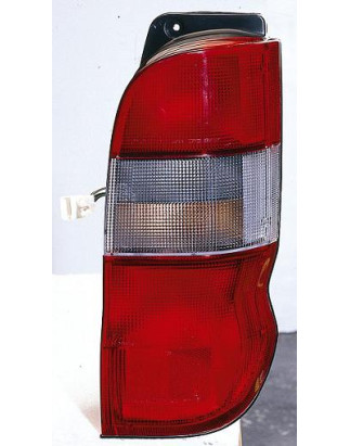 FANALE POST SX SENZA TOYOTA HI-ACE (TRH2/KDH2/LH2) 2006  OEM 8156126130
