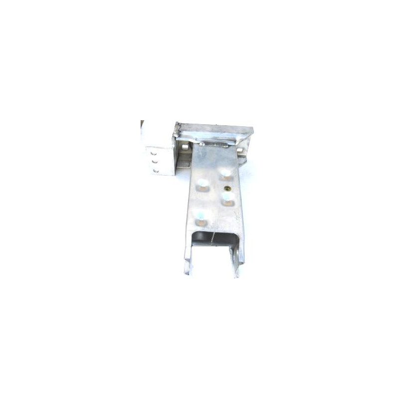 STAFFA RINFORZO PARAURTI Ant Dx  OEM 51113448461