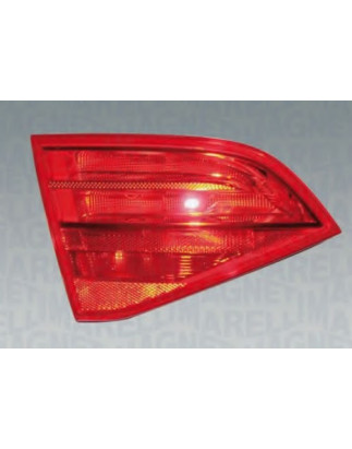 FANALE P/DX INT AUDI A4 AVANT 12/07